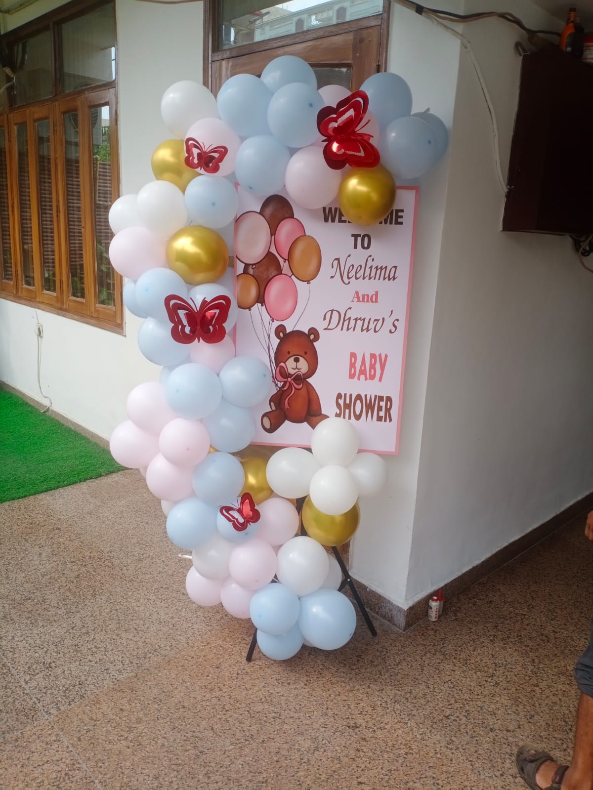 Baby Shower Welcome Board Setup